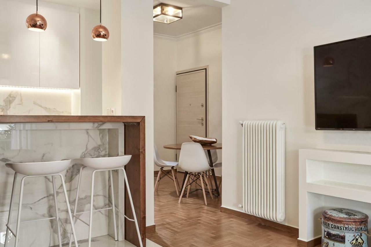 Cozy And Bright 2Bd Apartment In Kolonaki Athen Eksteriør billede